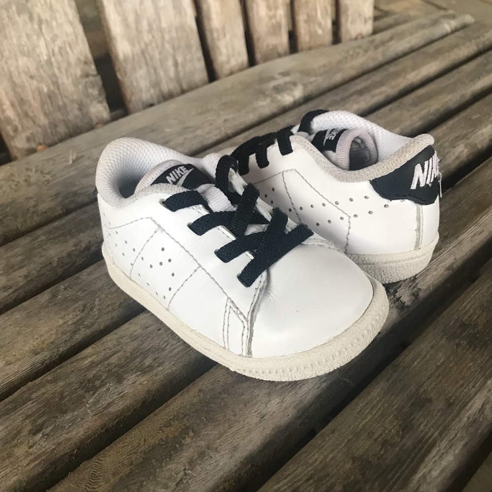Toddler Nike sneakers